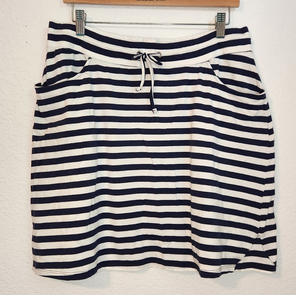 Toad&Co Navy and White Striped Mini Skirt,‎ Size L
